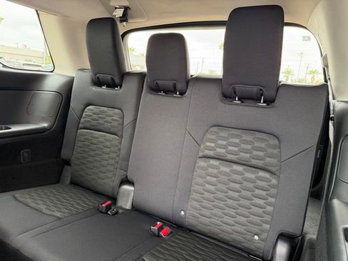 New 2026 Nissan Pathfinder SV image 15