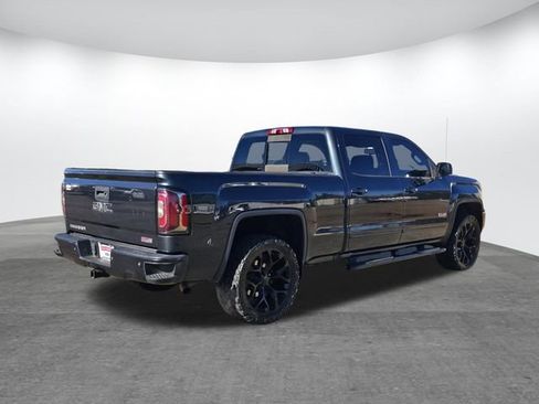 Used 2018 GMC Sierra 1500 SLT w/ All Terrain Package image 4