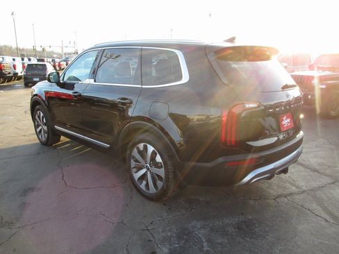 Used 2021 Kia Telluride EX w/ EX Premium Package image 7