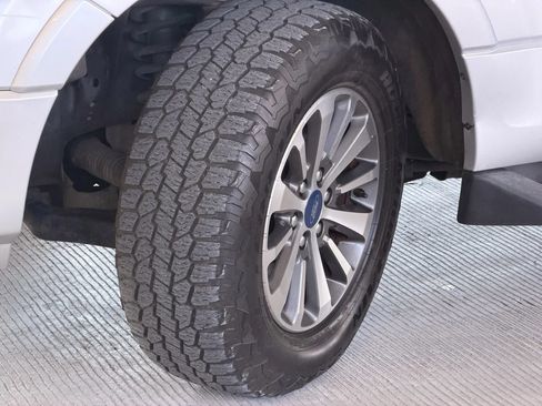Used 2017 Ford Expedition XLT AWD/4WD image 15