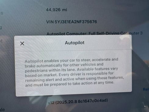 Used 2022 Tesla Model 3 Standard Range image 14