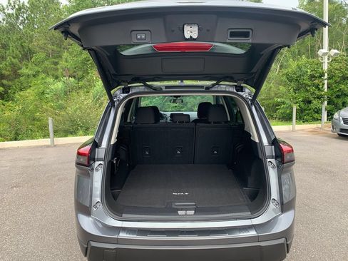 New 2026 Nissan Rogue SV w/ Cold Weather Package FWD image 5