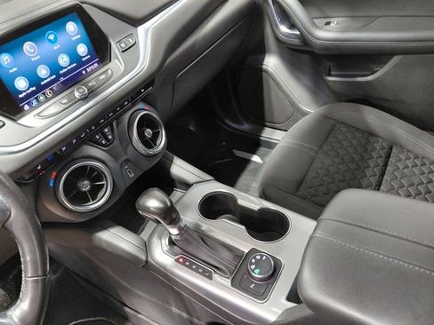 Used 2020 Chevrolet Blazer LT image 25