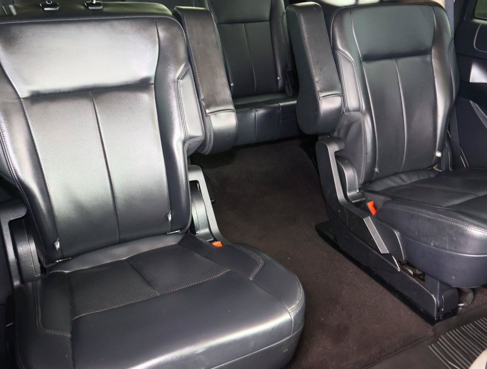 Used 2023 Ford Expedition XLT AWD/4WD image 21