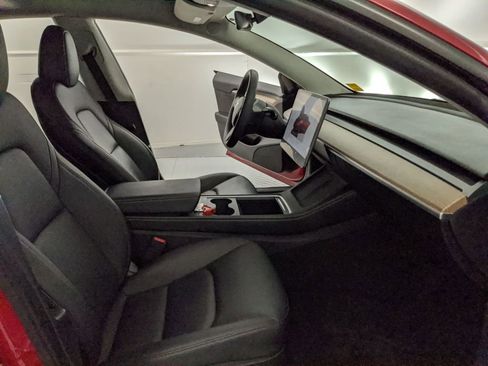 Used 2023 Tesla Model 3 Standard Range image 17