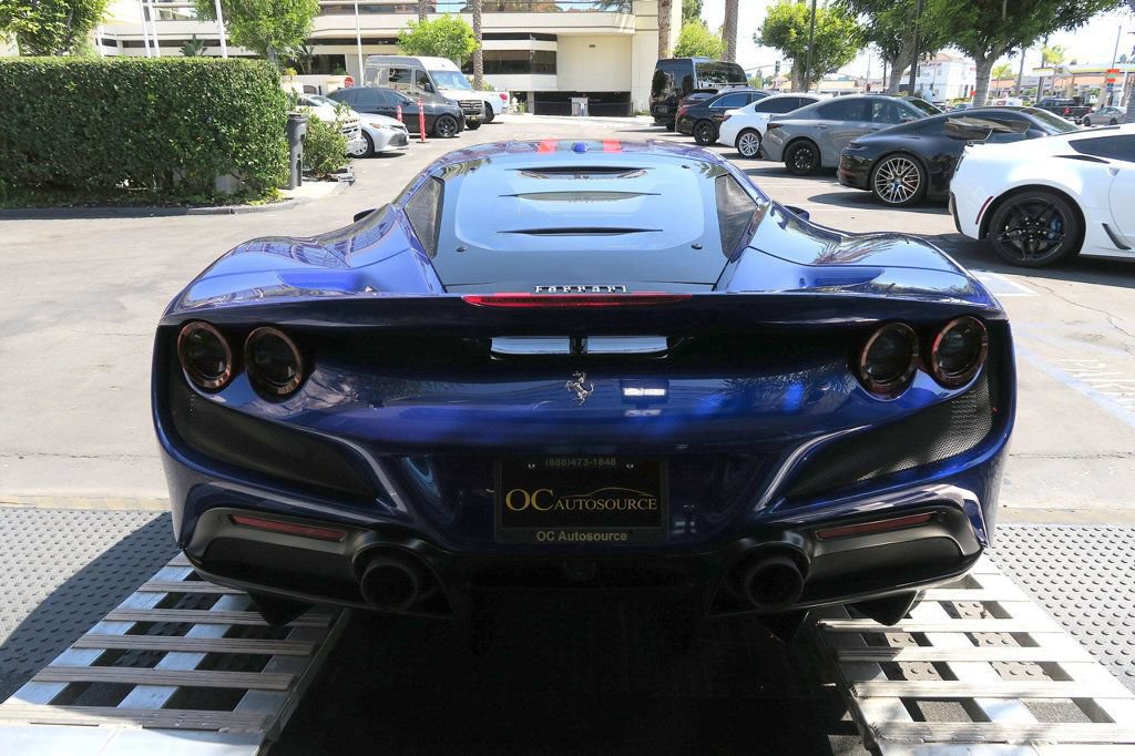 Used 2020 Ferrari F8 Tributo RWD image 39