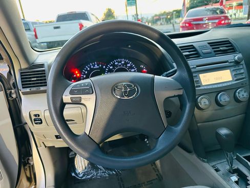 Used 2011 Toyota Camry LE w/ LE Extra-Value Pkg image 14