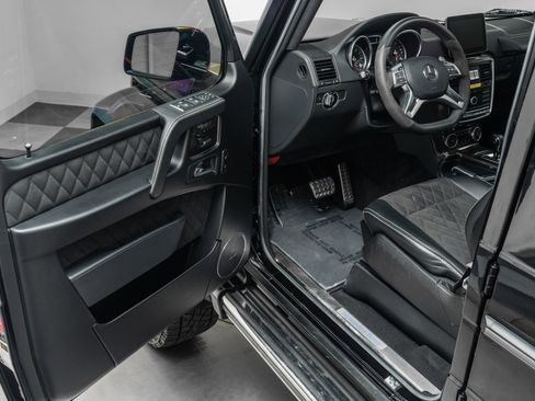 Used 2018 Mercedes-Benz G 550 Squared image 22