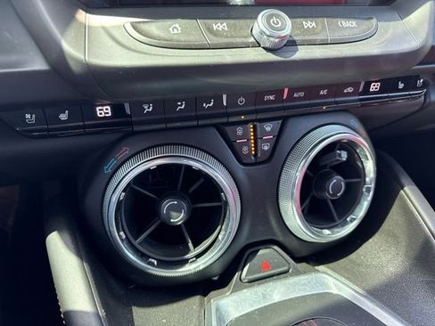 Used 2017 Chevrolet Camaro LT RWD image 16