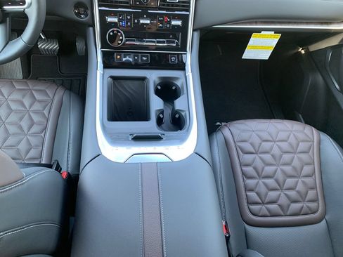 New 2026 Nissan Armada Platinum RWD image 25