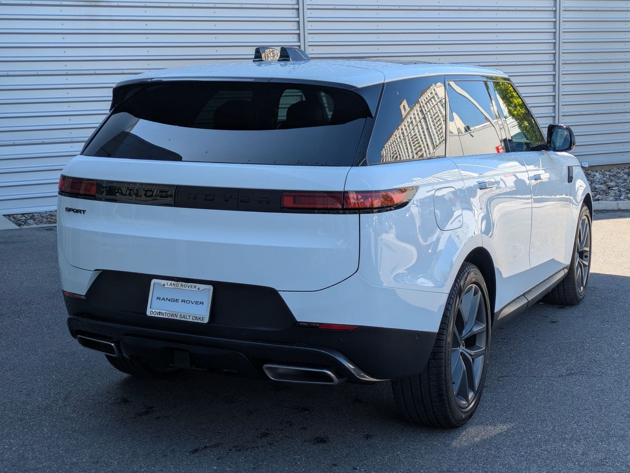 New 2026 Land Rover Range Rover Sport SE AWD/4WD image 5