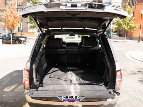 Used 2018 Land Rover Range Rover Long Wheelbase Supercharged image 52