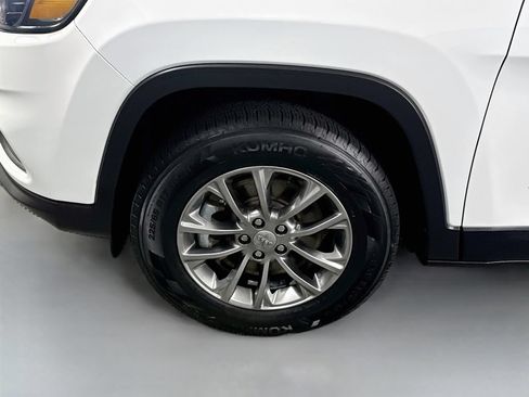 Used 2021 Jeep Cherokee Latitude Lux w/ Sun & Sound Group AWD/4WD image 37