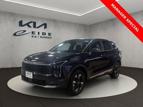 New 2026 Kia Sportage LX image 1