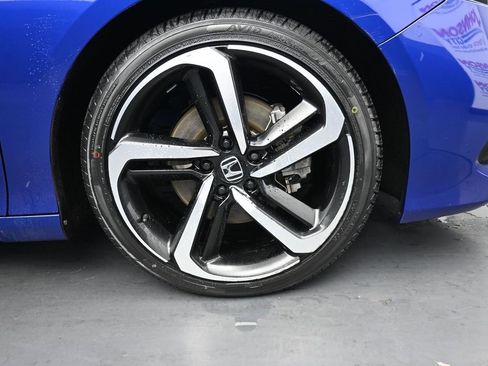 Used 2022 Honda Accord Sport image 11