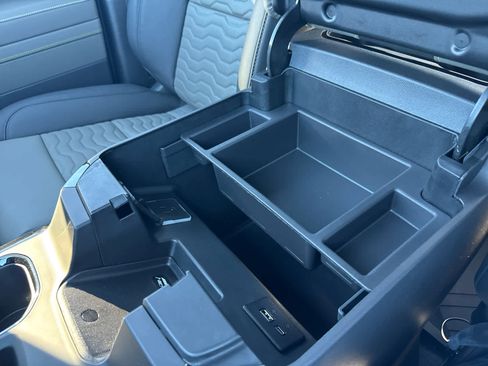 New 2026 Chevrolet Silverado 1500 ZR2 image 25