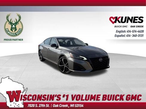 Used 2025 Nissan Altima 2.5 SR image 1