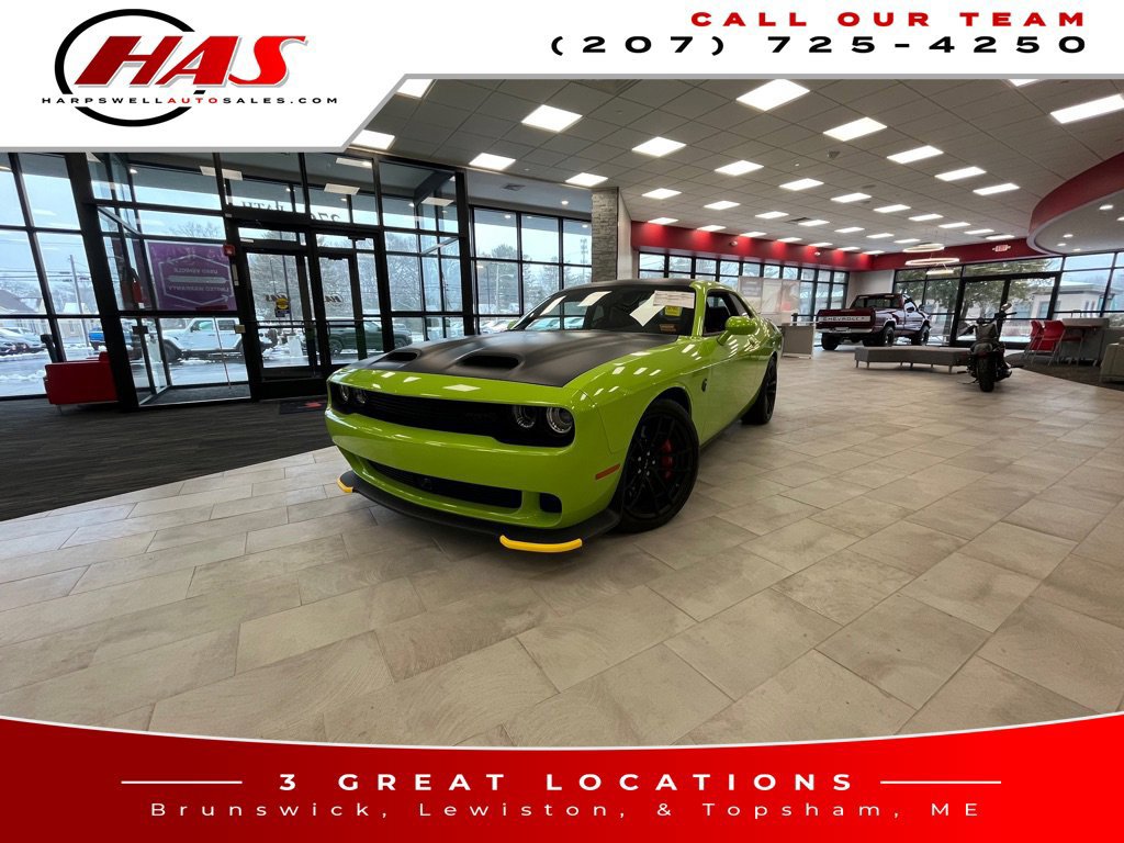 Used 2023 Dodge Challenger SRT Hellcat RWD image 1