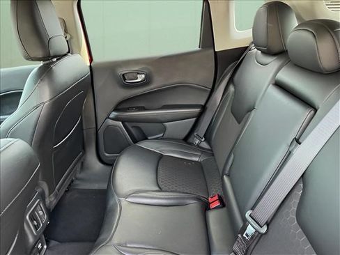Used 2021 Jeep Compass Latitude w/ Convenience Group FWD image 8