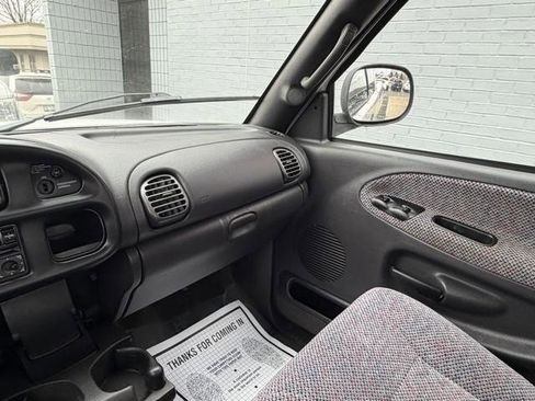 Used 2002 Dodge Ram 2500 Truck 4WD EXT CAB SLT image 17