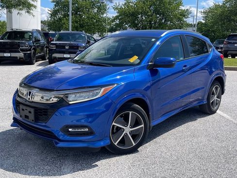 Used 2020 Honda HR-V Touring image 1