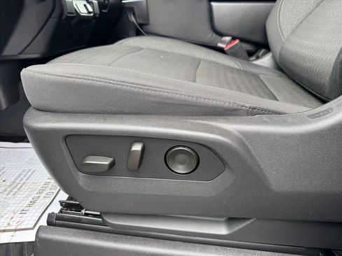 Used 2026 Chevrolet Silverado 1500 Custom AWD/4WD image 15