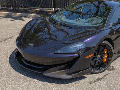 Used 2019 McLaren 600LT RWD image 12