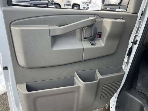 Certified 2024 Chevrolet Express 3500 LT w/ LT Preferred Equipment Group image 12