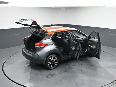 Used 2020 Nissan Kicks SV image 49