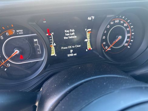 Used 2025 Jeep Wrangler Unlimited Sport AWD/4WD image 6