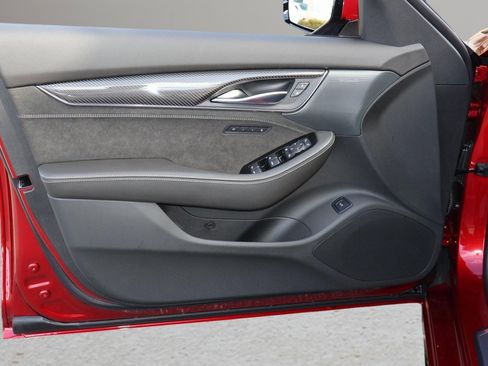 New 2026 Cadillac CT5 V image 10