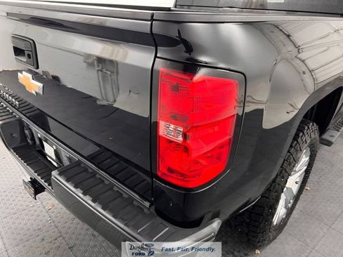 Used 2018 Chevrolet Silverado 1500 Custom w/ Custom Value Package RWD image 14