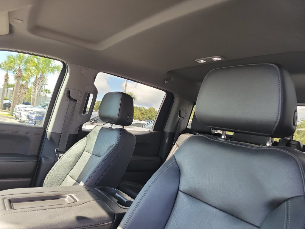 Used 2021 Chevrolet Silverado 1500 LTZ AWD/4WD image 21