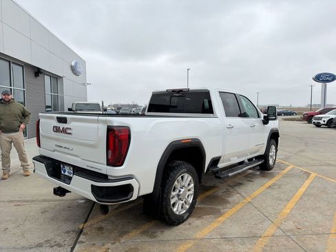 Used 2023 GMC Sierra 2500 Denali w/ Denali Ultimate Package image 12