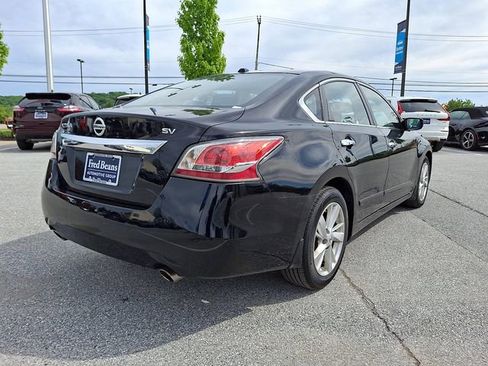 Used 2015 Nissan Altima 2.5 SV FWD image 14