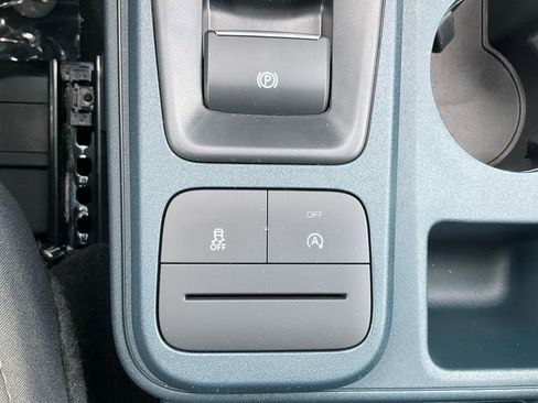 New 2026 Ford Maverick XL image 57