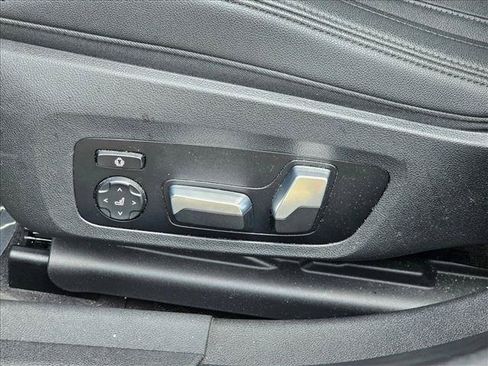 Used 2019 BMW 330i xDrive Sedan AWD/4WD image 21