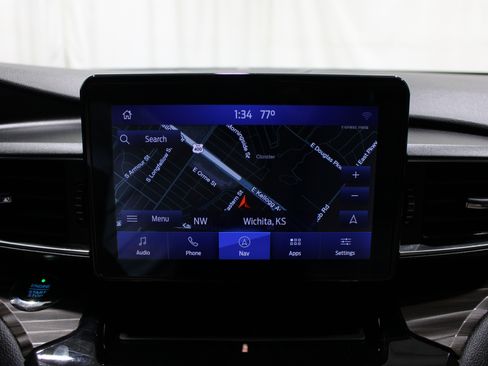 Used 2021 Ford Explorer Limited AWD/4WD image 16