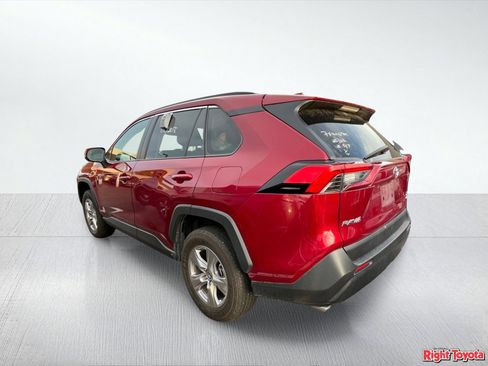 Certified 2025 Toyota RAV4 XLE AWD/4WD image 3