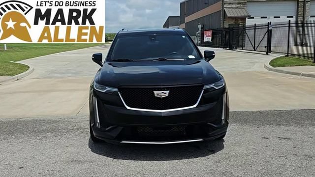 Used 2023 Cadillac XT6 Sport w/ Technology Package AWD/4WD image 3