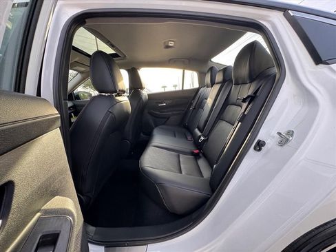New 2026 Nissan Sentra SR FWD image 11