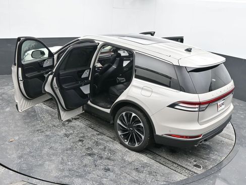 Used 2024 Lincoln Aviator Reserve w/ Equipment Group 201A AWD/4WD image 65