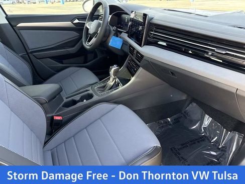 New 2026 Volkswagen Jetta SE FWD image 14
