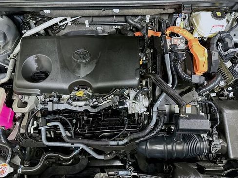 Certified 2024 Toyota RAV4 XLE image 29