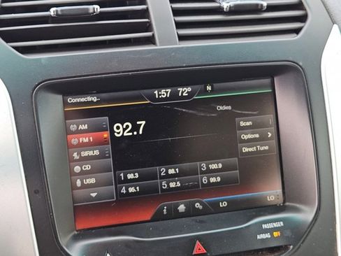 Used 2014 Ford Explorer XLT w/ Equipment Group 202A image 8