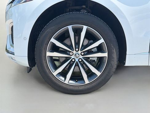 Used 2024 Jaguar F-PACE R-Dynamic S AWD/4WD image 43