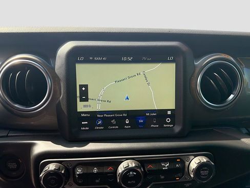Used 2022 Jeep Wrangler Unlimited Sahara w/ Cold Weather Group AWD/4WD image 29
