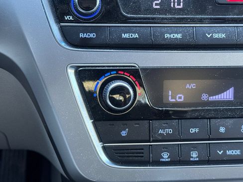 Used 2016 Hyundai Sonata Limited FWD image 27