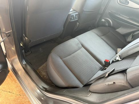 Used 2020 Nissan Rogue Sport S FWD image 21