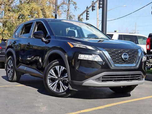 Used 2021 Nissan Rogue SV image 8